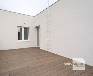 NA PREDAJ KOMPLETNE ZREKONŠTRUOVANÝ 3-podlažný rodinný dom,  Prídavková ulica, Záhorská Bystrica