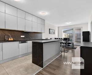 Predaj 4-izbový rodinný dom, novostavba, pozemok 302 m2, Láb, Malacky