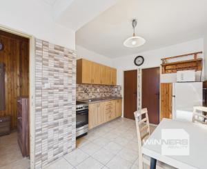 Predaj rodinný dom v Trebaticiach – bývanie s potenciálom len pár minút od Piešťan