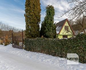 Ponúkame Vám na predaj krásnu murovanú dvojpodlažnú chatu v Košickej Novej Vsi.