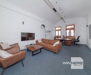 Reprezentatívne kancelárske priestory, prenájom, 303 m2, klimatizácia, parking v uzavretom dvore, Kováčska, Košice