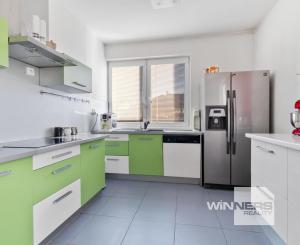 Na predaj moderný rodinný dom, ponúkajúci komfortné bývanie