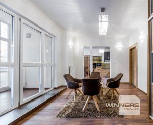 5-izbový byt na prenájom, historické centrum Košíc s parkovaním, 200m2