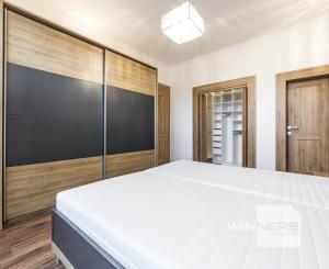 5-izbový byt na prenájom, historické centrum Košíc s parkovaním, 200m2