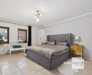 REZERVOVANÉ - Predaj rodinný dom s garážou, pozemok 406 m2, Široká ulica, Skalica