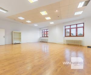 PONUKA PRENÁJMU OBCHODNÝCH PRIESTOROV V CÍFERI • 80 m2 v polyfunkčnej budove v centre dediny