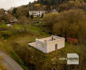 EXKLUZÍVNE NA PREDAJ: Rozostavaný rodinný dom v obci Ilija, okres Banská Štiavnica