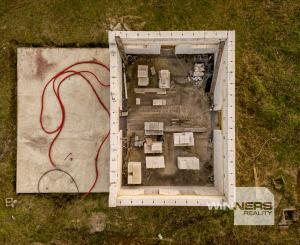 EXKLUZÍVNE NA PREDAJ: Rozostavaný rodinný dom v obci Ilija, okres Banská Štiavnica