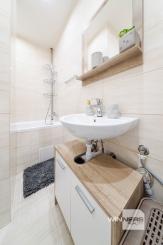 3-izbový, predaj, kompletná rekonštrukcia, loggia, 58 m2, Ovručská, Košice - Dargovských hrdinov