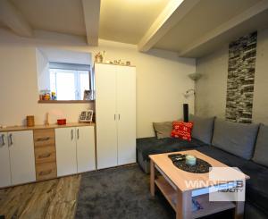 PREDAJ, INVESTIČNÁ NEHNUTEĽNOSŤ S OKAMŽITÝM VÝNOSOM, RODINNÝ DOM – 3 BYTOVÉ JEDNOTKY POD JEDNOU STRECHOU, Hlohovec