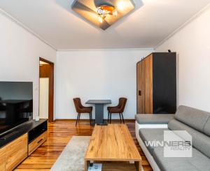 REZERVOVANÉ - 1-izbový byt po rekonštrukcii - Sečovce, Obchodná ulica, 31 m2!