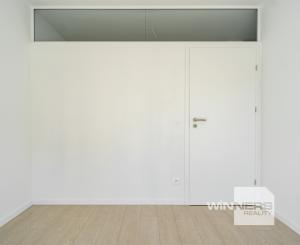 NA PREDAJ NOVOSTAVBA 2-izbový byt 62,38m2 s predzáhradkou, pivnicou a park. státím v projekte Prúdy, ul. Včelárska Trnava