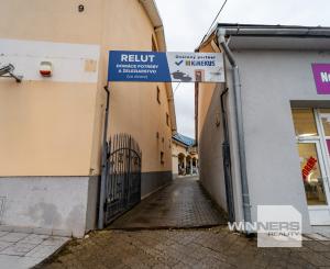 Obchodná budova na predaj