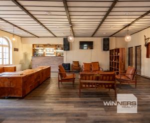 NA PREDAJ – Polyfunkčný objekt, Banská Štiavnica – Križovatka