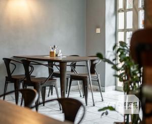 NA PREDAJ – Polyfunkčný objekt, Banská Štiavnica – Križovatka