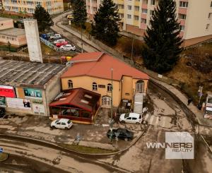 NA PREDAJ – Polyfunkčný objekt, Banská Štiavnica – Križovatka