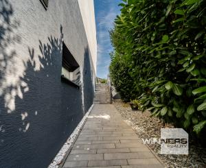 Exkluzívna novostavba rodinného domu, predaj, 650 m2 úžitková plocha, bazén, s kompletným zariadením, Polesná, Košice - Krásna, Na Hore