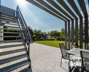 Exkluzívna novostavba rodinného domu, predaj, 650 m2 úžitková plocha, bazén, s kompletným zariadením, Polesná, Košice - Krásna, Na Hore