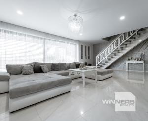 Exkluzívna novostavba rodinného domu, predaj, 650 m2 úžitková plocha, bazén, s kompletným zariadením, Polesná, Košice - Krásna, Na Hore