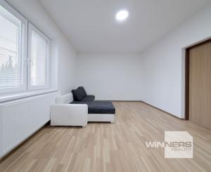 4-izbový rodinný dom, predaj, rozloha pozemku 1093 m2, Tyršova ulica, Sobrance