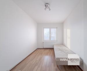 4-izbový rodinný dom, predaj, rozloha pozemku 1093 m2, Tyršova ulica, Sobrance