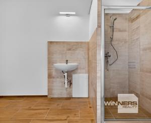 Na prenájom výrobno-skladová hala so zázemím, Vrbové