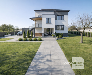 Dvojgeneračný RD  na predaj ● 5 izieb ● okrajová časť obce Veľká Ida