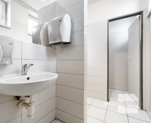 Na predaj budova pre obchod a služby vo frekventovanej časti mesta Vranov nad Topľou