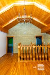 Exkluzívna ponuka – luxusný rodinný dom v centre obce