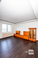 Exkluzívna ponuka – luxusný rodinný dom v centre obce