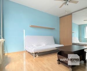 Prenájom: 2-izbový byt pri centre, Vilová, BA-Petržalka