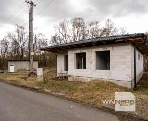 NA PREDAJ – Moderný 4-izbový rodinný dom s veľkou terasou a súkromím | Hontianske Nemce | pozemok 765 m²