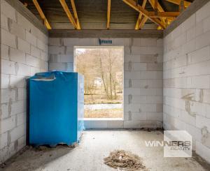 NA PREDAJ – Moderný 4-izbový rodinný dom s veľkou terasou a súkromím | Hontianske Nemce | pozemok 765 m²