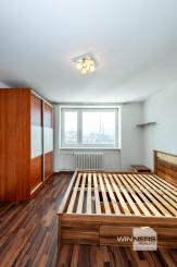 Na prenájom 2-izbový slnečný byt na Družstevnej ulici v Humennom.