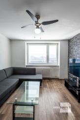 Na prenájom 2-izbový slnečný byt na Družstevnej ulici v Humennom.