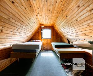 Ponúkame Vám na predaj chatu zo záhradou na Bukovci