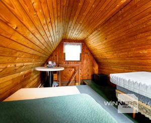 Ponúkame Vám na predaj chatu zo záhradou na Bukovci