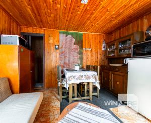 Ponúkame Vám na predaj chatu zo záhradou na Bukovci