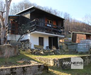 REZERVOVANÉ - Predaj  záhradnej chaty so záhradou 335 m2, krbom, Banská Bystrica-Riečka