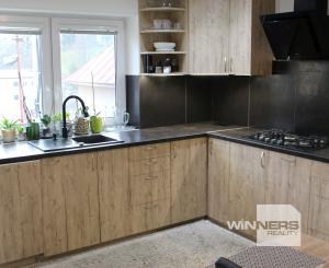 Predaj  4 izb. dom - 377 m2,  dielňa, pivnica, záhradka ,  Hrochoť, okr. B.Bystrica