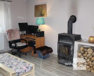 Predaj  4 izb. dom - 377 m2,  dielňa, pivnica, záhradka ,  Hrochoť, okr. B.Bystrica