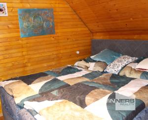 Predaj  4 izb. dom - 377 m2,  dielňa, pivnica, záhradka ,  Hrochoť, okr. B.Bystrica