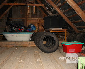 Predaj  4 izb. dom - 377 m2,  dielňa, pivnica, záhradka ,  Hrochoť, okr. B.Bystrica