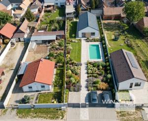 PREDAJ, stavebný pozemok 428 m², Ružindol, Trnava