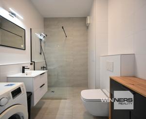 REZERVOVANÉ - PREDAJ, 2-IZBOVÝ BYT 46 m², TERASA 14 m², PARKOVACIE MIESTO 13 m², KOŠOLNÁ, OKRES TRNAVA