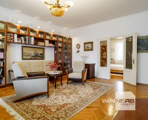 Na predaj vila z prelomu storočia s prekvapivým súkromím, bazénom a veľkým pozemkom v Rajke