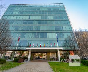 Na prenájom kancelária o výmere 55 m2 v budove Business centrum Moldavská v Košiciach.