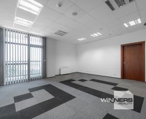 Na prenájom kancelária o výmere 42,5 m2 v budove Business centrum Moldavská v Košiciach.