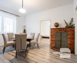 Prenájom, krásny 4-izbový byt v centre Piešťan, Sládkovičova ulica, 117 m2