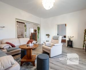 Prenájom, krásny 4-izbový byt v centre Piešťan, Sládkovičova ulica, 117 m2